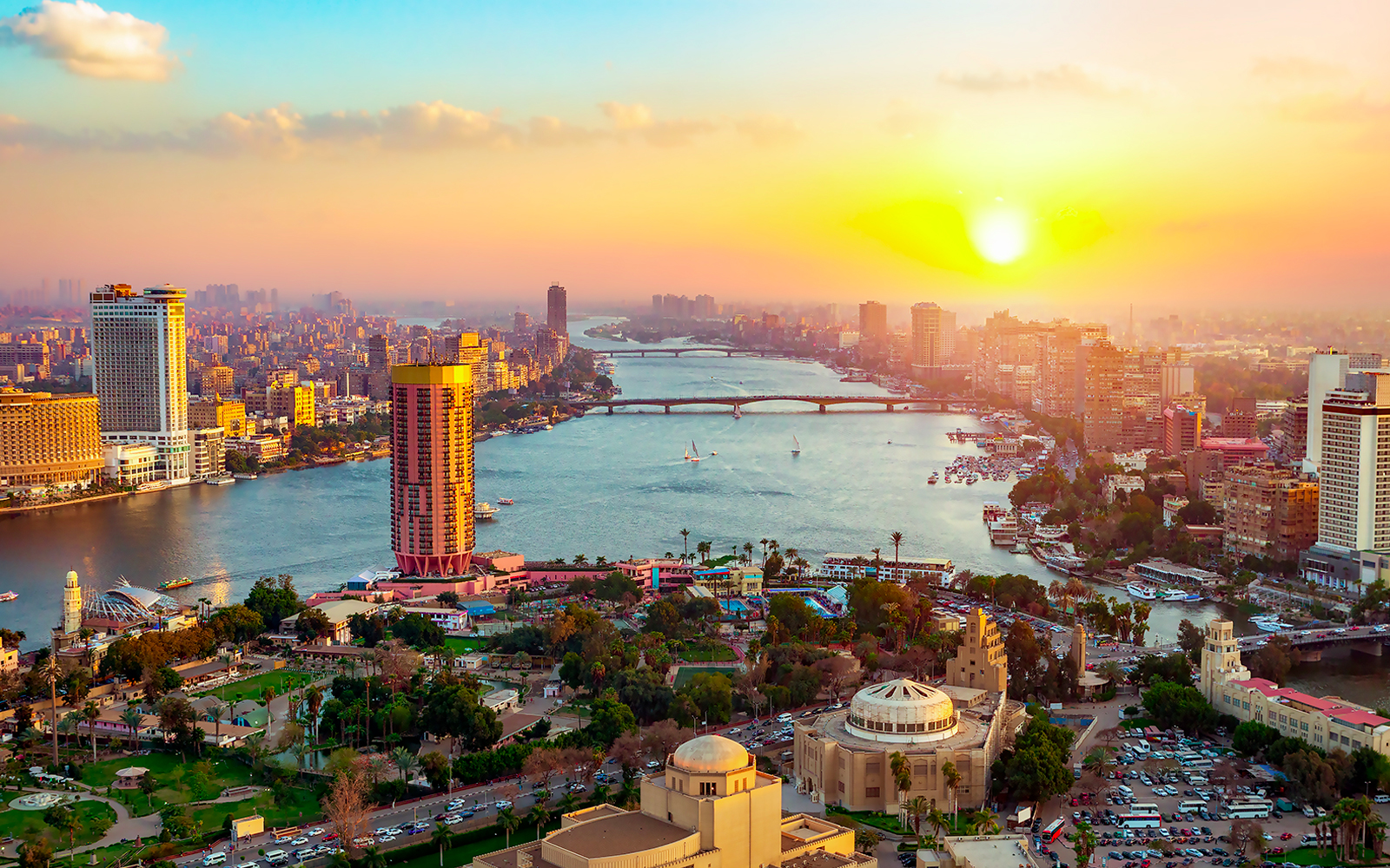 Le Caire